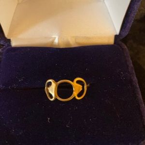 14kt yellow gold ring